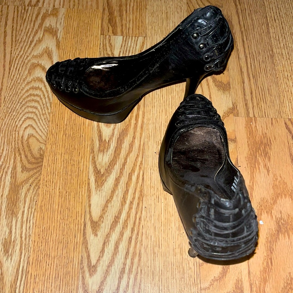 Black heels